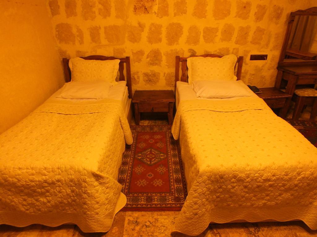 Dilek Tepesi Cave Hotel Ayvali Esterno foto