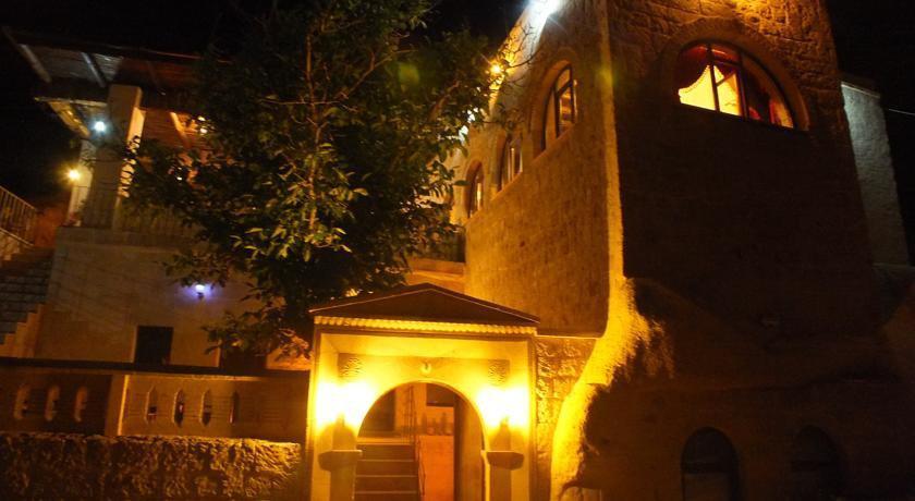 Dilek Tepesi Cave Hotel Ayvali Esterno foto