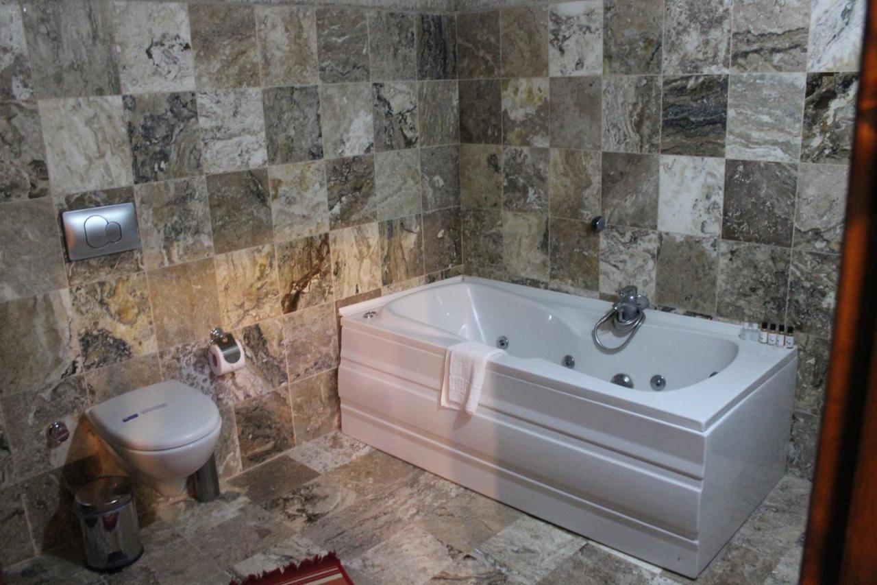 Dilek Tepesi Cave Hotel Ayvali Esterno foto